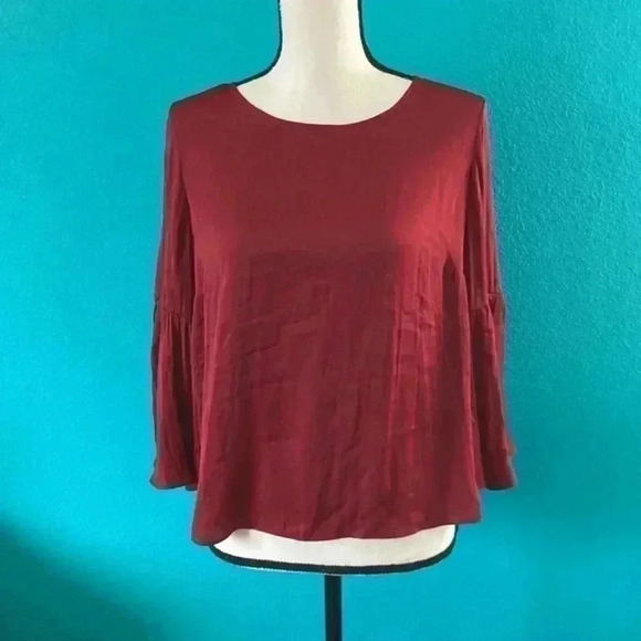 Vince camuto maroon red top in size small - Picture 1 of 4